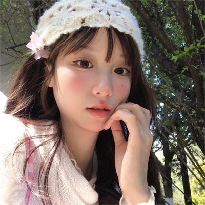 玫瑰皇后 海报